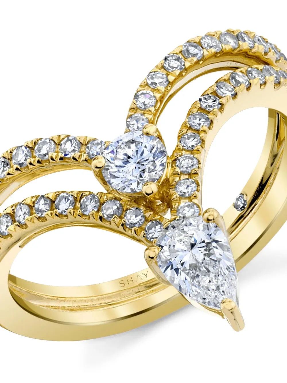 Shay 18k Yellow Gold Diamond Ring In Gold