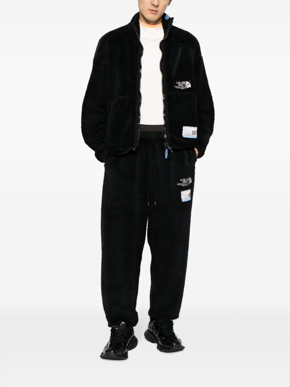 Maison Mihara Yasuhiro logo-embroidered fleece jacket - Zwart