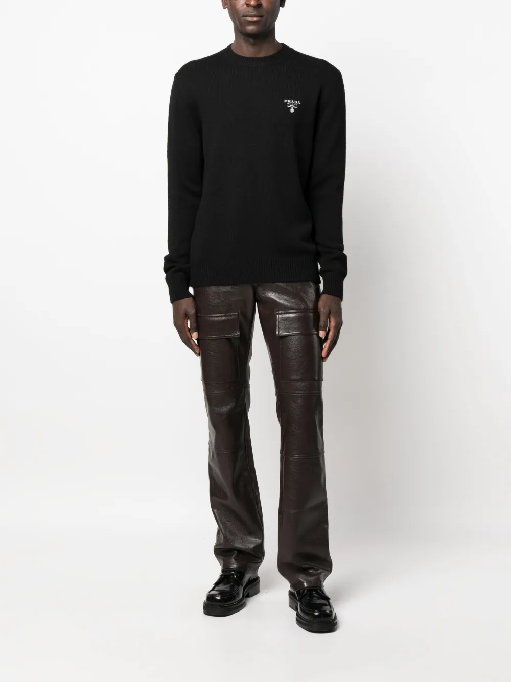 Prada logo-embroidered cashmere jumper - Zwart