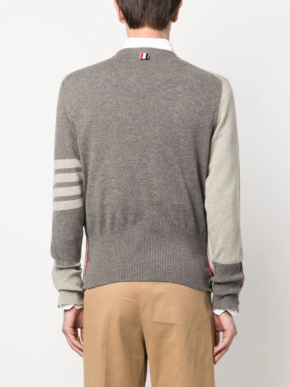 Thom Browne 4BAR カシミア セーター | ニュートラル | FARFETCH JP Thom Browne 4BAR カシミア セーター | ニュートラル | FARFETCH JP