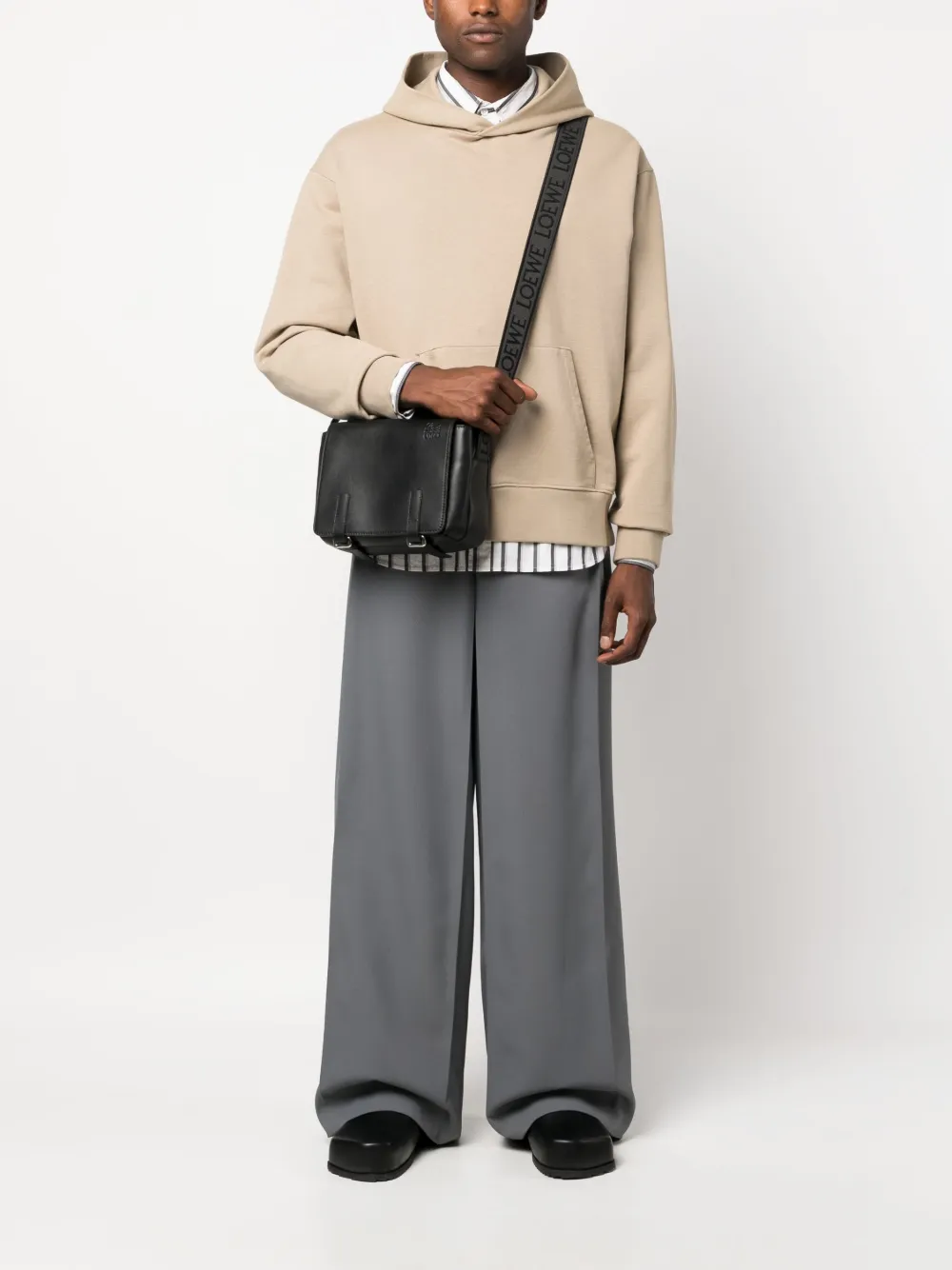 LOEWE Military leren messengertas - Zwart