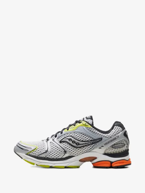 Saucony x Highsnobiety Progrid Triumph 4 スニーカー
