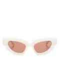 Kuboraum butterfly-frame tinted-lenses sunglasses - White