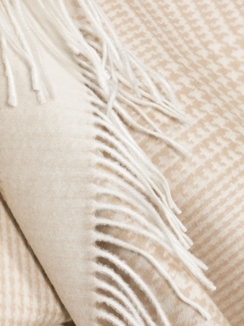 Brunello Cucinelli Checked Houndstooth-pattern Silk Scarf In Neutrals