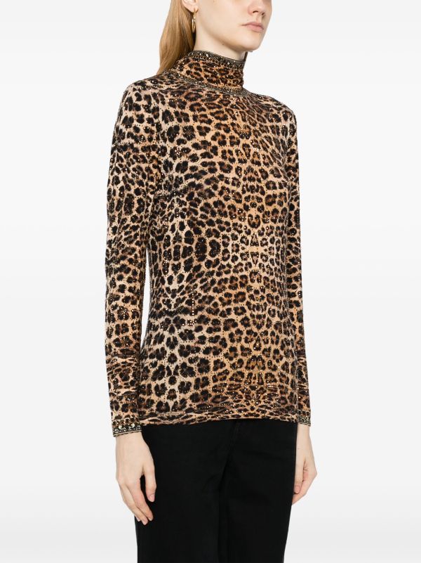 Jumper with clearance leopard print star