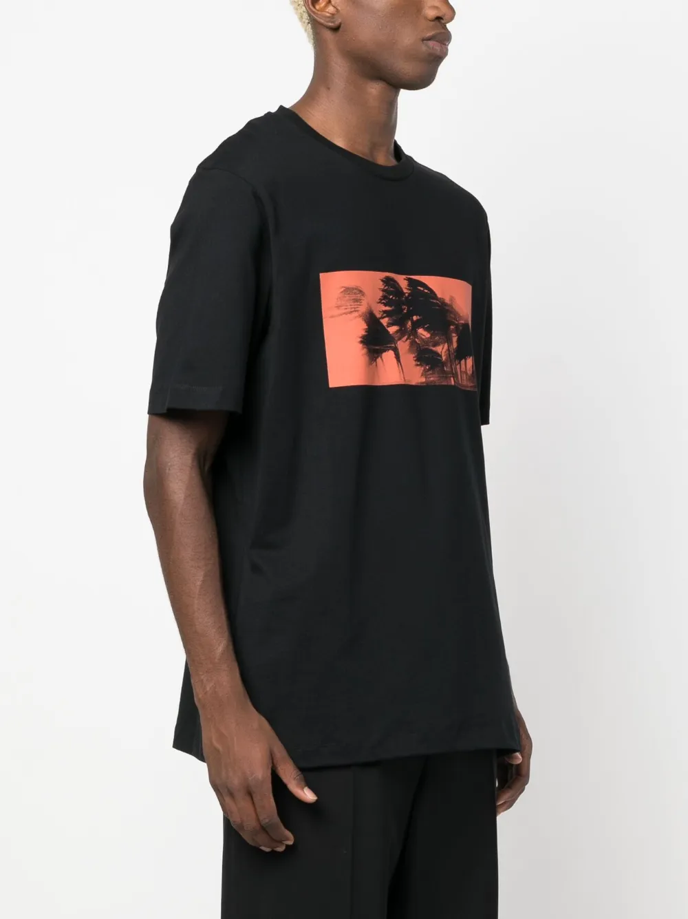 Oamc Palms Tee In Black | ModeSens