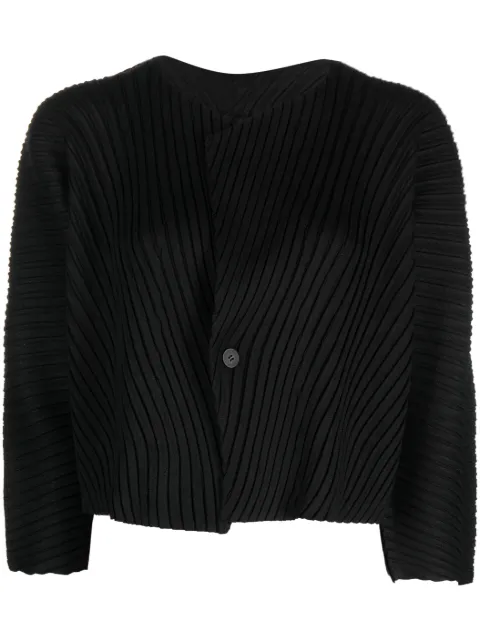 Issey Miyake - pleated three-quarter cropped jacket