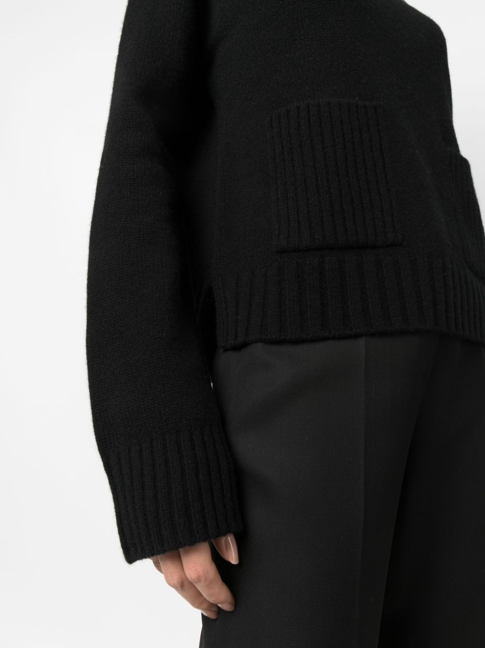 Shop Chinti & Parker Double-pocket Cashmere Jumper In Black