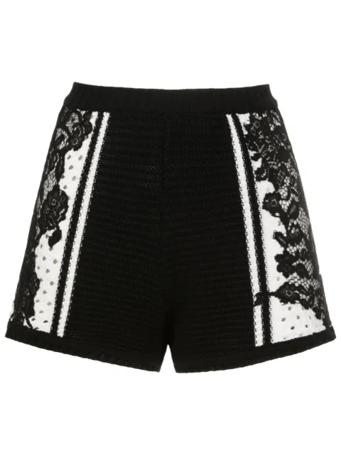 Andrea Bogosian Short com recorte de renda
