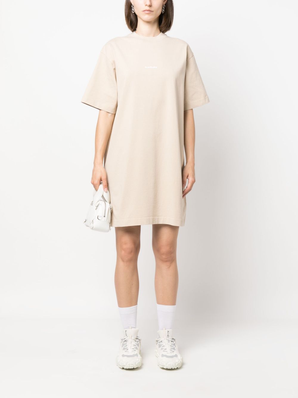 Acne Studios T-shirtjurk met logoprint - Beige