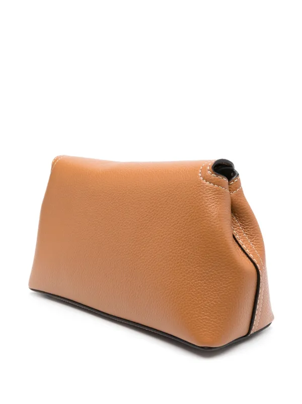 送料関税込【toteme】T-Lock グレインレザー クラッチ バッグ TOTEME T-Lock クラッチバッグ | ブラウン | FARFETCH JP