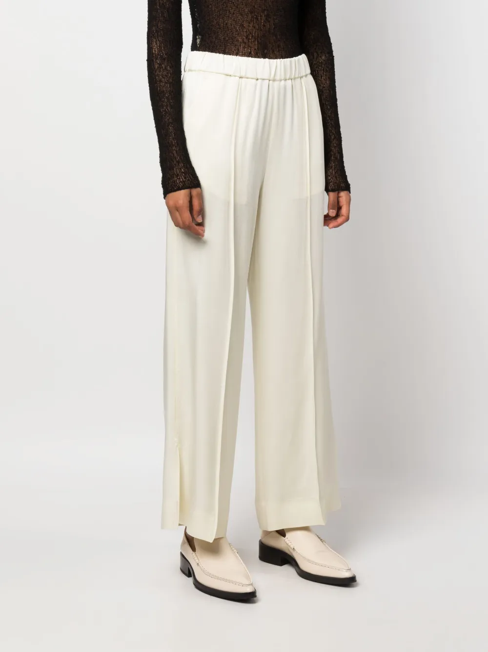 high-waist pleated trousers