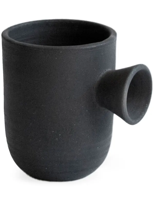 Origin Made Charred Cup フラワーベース 13cm | ブラック | FARFETCH JP