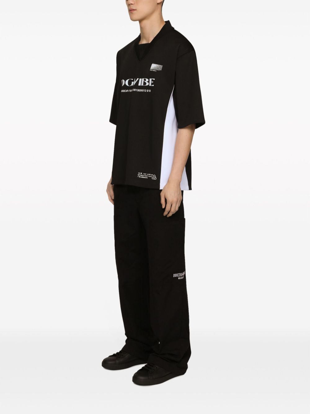 Shop Dolce & Gabbana Logo-print V-neck T-shirt In Black