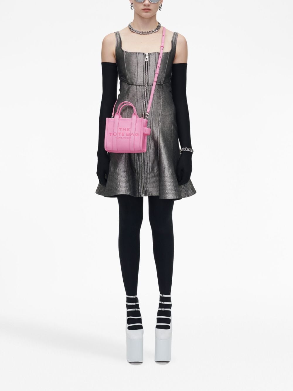 Shop Marc Jacobs The Leather Crossbody Tote Bag In Pink