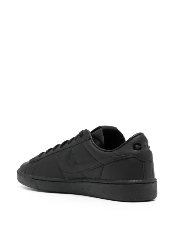 Nike black leather deals tennis shoes