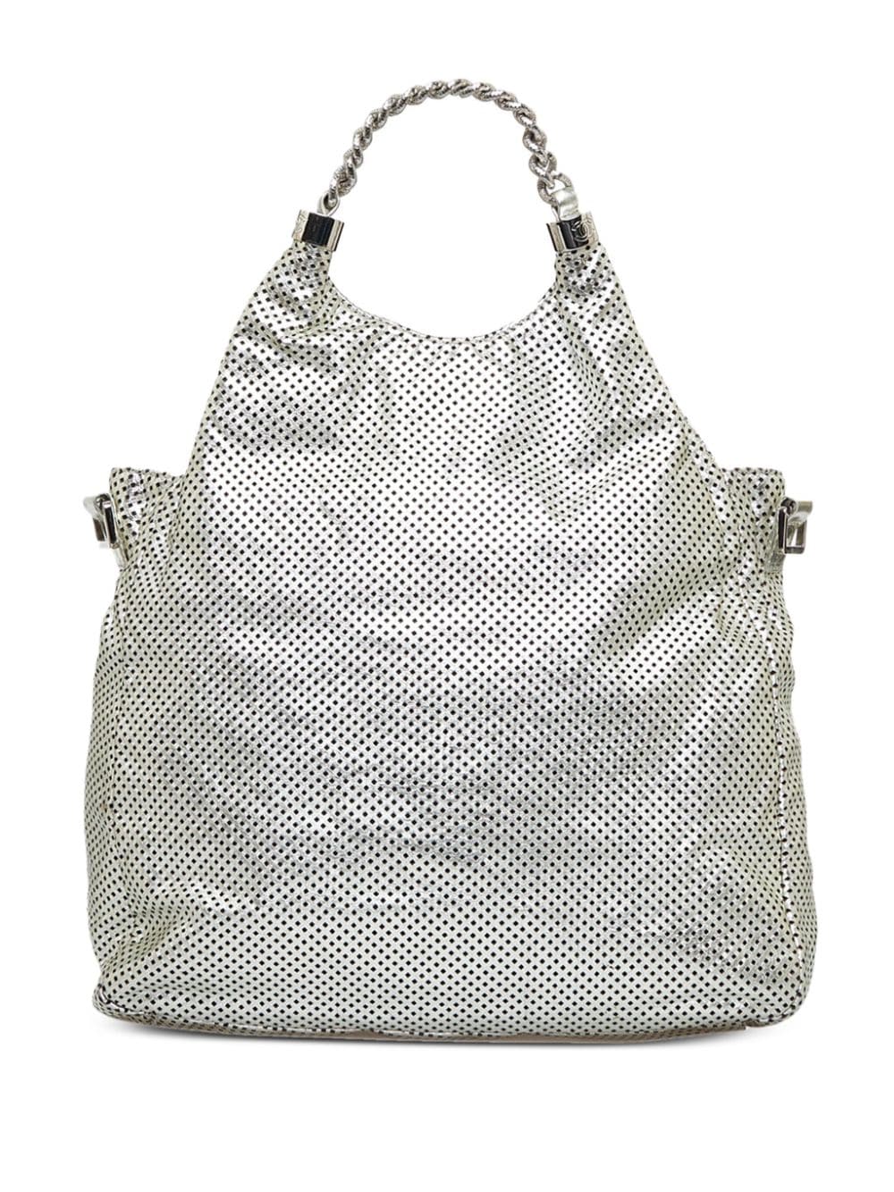 Chanel Metallic Rodeo Drive Tote (SHG-37071) – LuxeDH