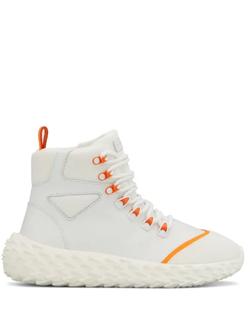 Giuseppe Zanotti tenis altos Urchin