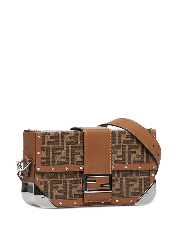 Shop FENDI Baguette soft trunk phone pouch (7AS139AFBVF1MLW) by label'sshop