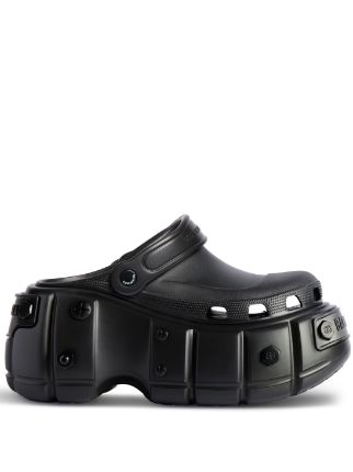 Balenciaga x Crocs Hardcrocs プラットフォームミュール | ブラック | FARFETCH JP