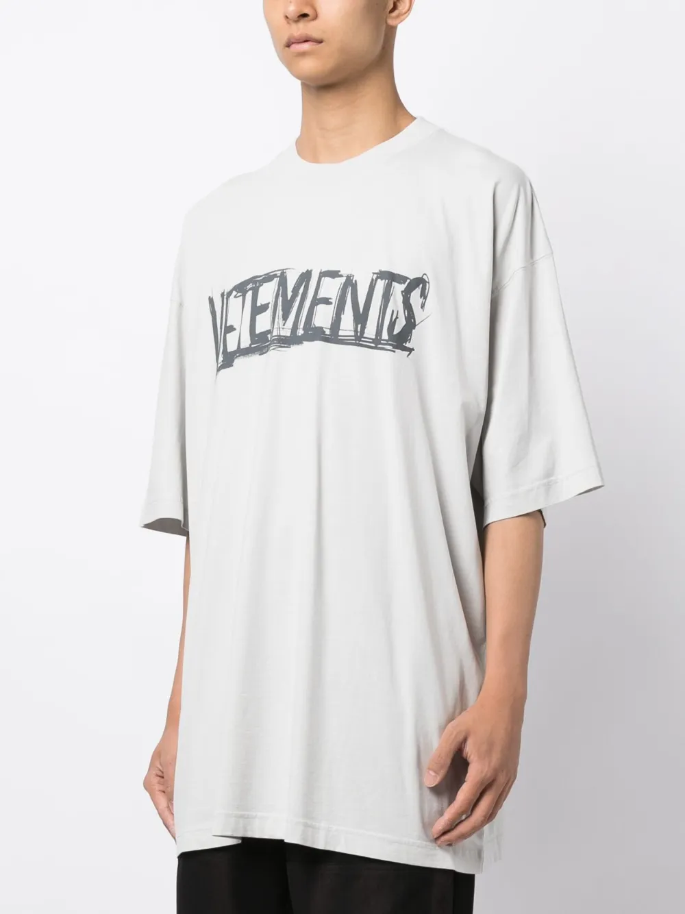 VETEMENTS Worldtour logo-print stretch-cotton T-shirt - Farfetch