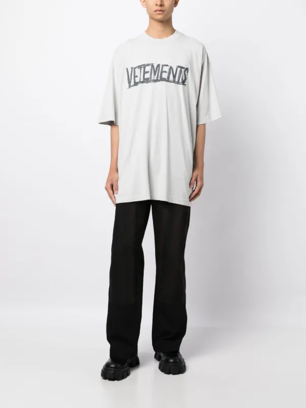 VETEMENTS Worldtour logo-print stretch-cotton T-shirt - Farfetch