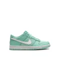 Nike Kids Dunk Low ""Emerald Rise"" sneakers - Green