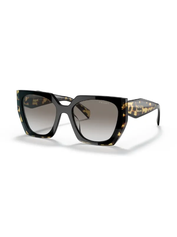 Prada Eyewear トータスシェル サングラス | ブラック | FARFETCH JP