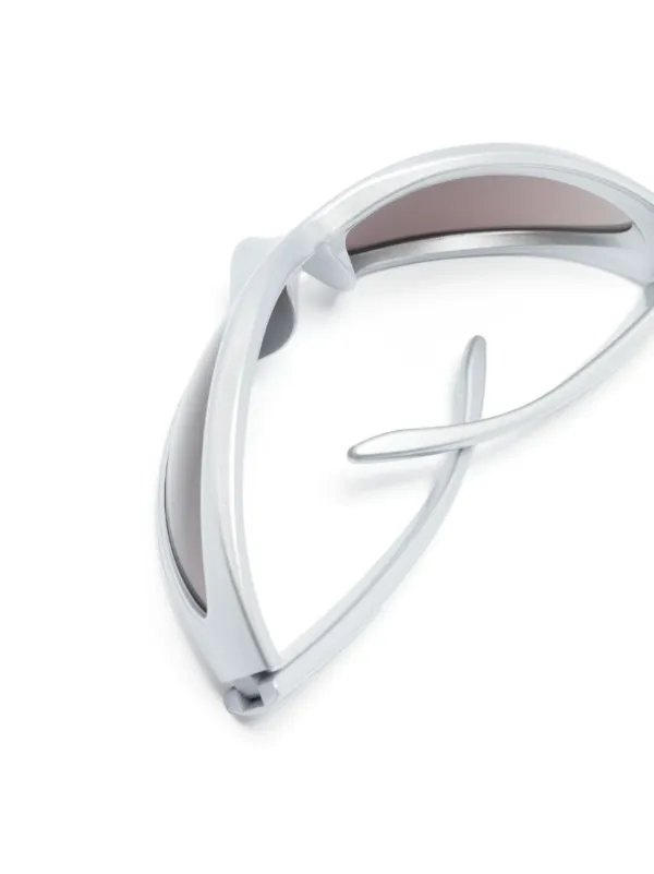 Balenciaga Eyewear Skin Cat サングラス | シルバートーン | FARFETCH JP