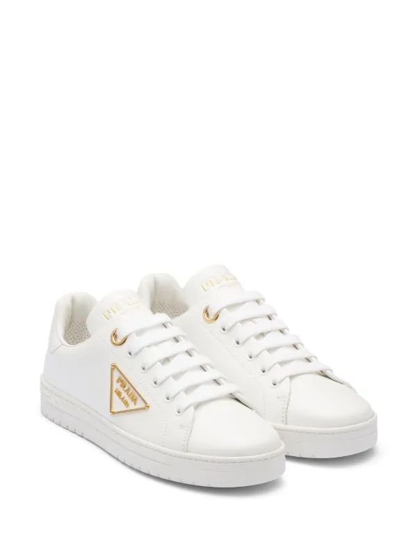 スニーカー PRADA LOGO SNEAKERS Prada Logo Print low-top Sneakers | White | FARFETCH