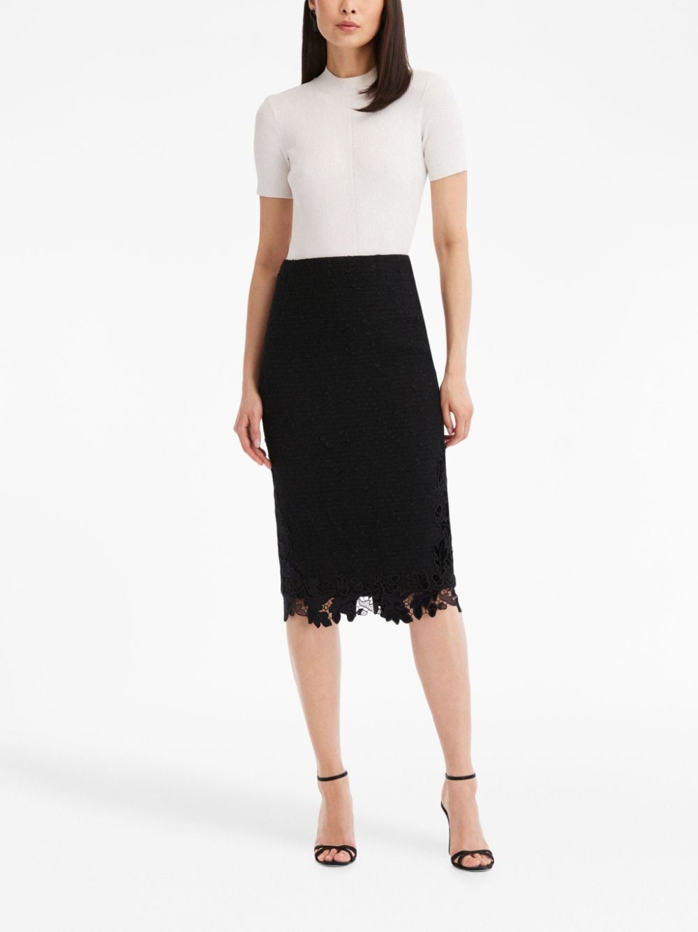 Image 2 of Oscar de la Renta guipure-lace velvet pencil skirt