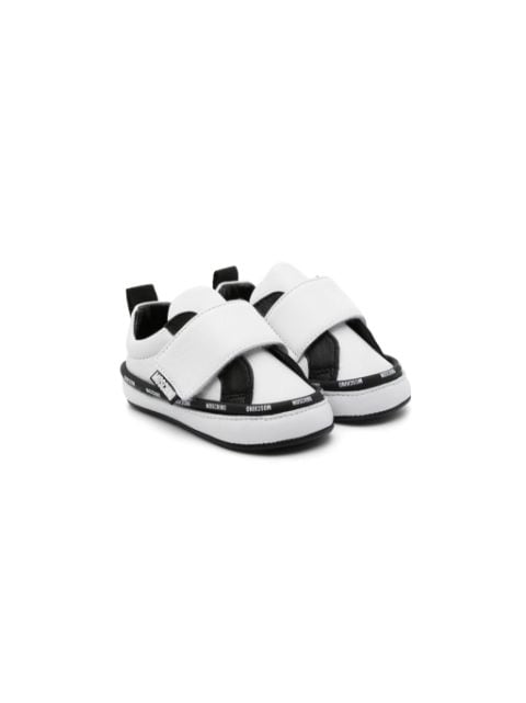 Moschino Kids logo-trim touch-strap sneakers
