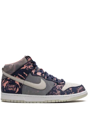 Nike x Supreme SB Dunk High 