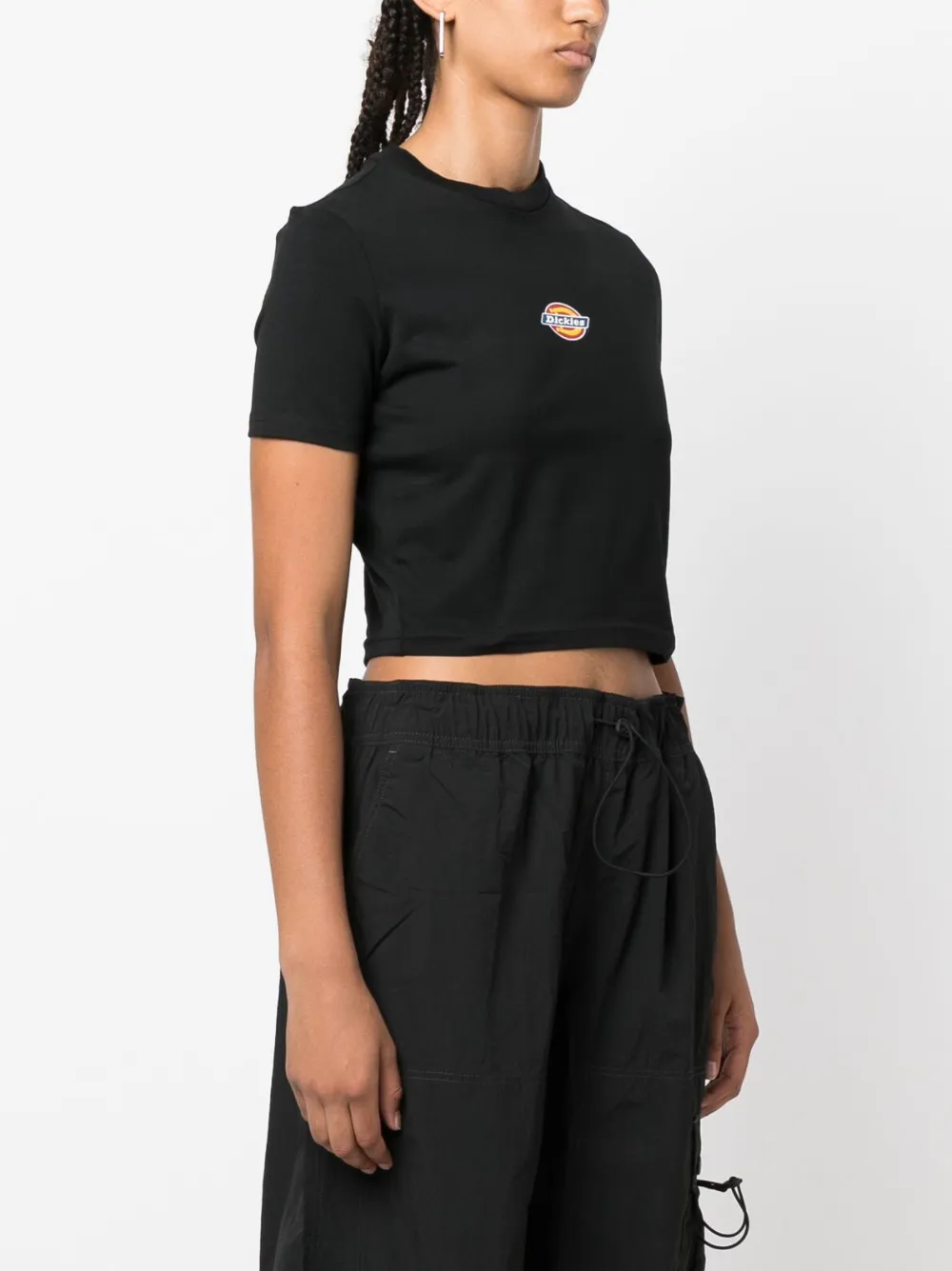 Dickies Maple Valley Logo Detail Cropped T-shirt In Black