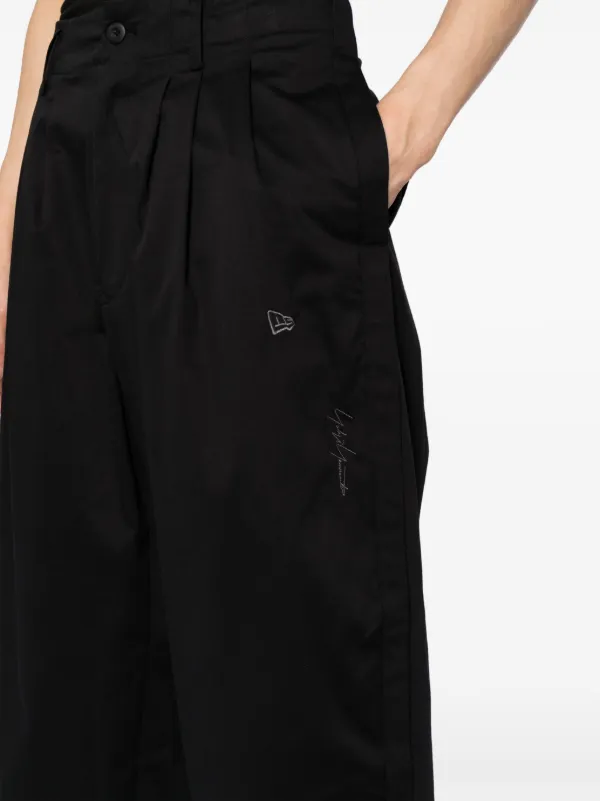 Yohji Yamamoto x New Era pleat-detail Trousers - Farfetch