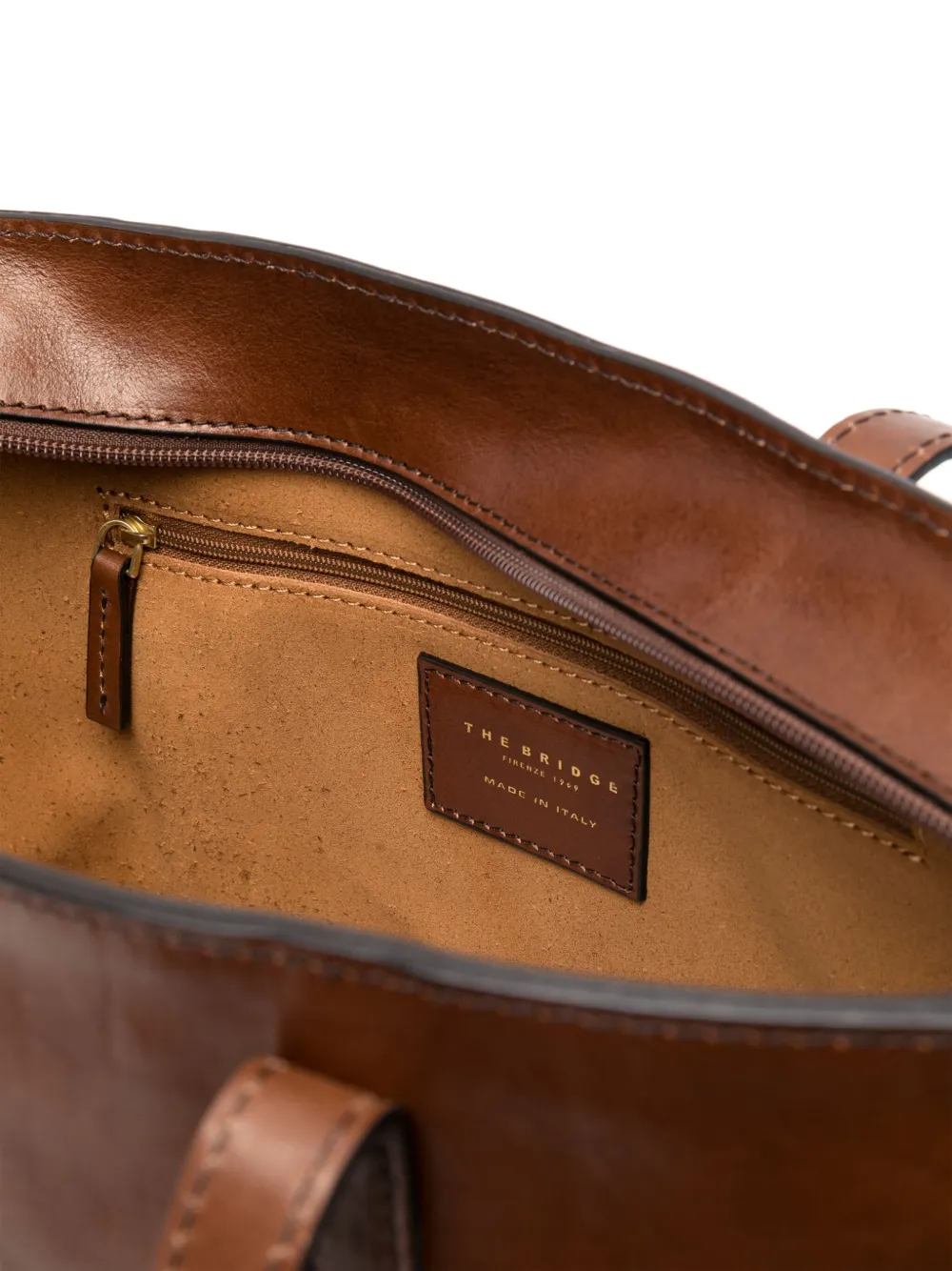 The Bridge Shopper met logopatch Bruin