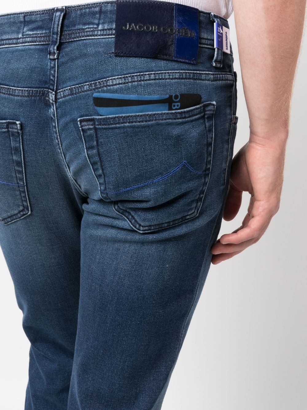 Shop Jacob Cohen Logo-patch Straight-leg Jeans In Blue