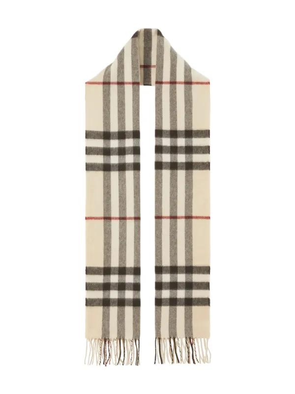 HOW TO SPOT A REAL BURBERRY SCARF