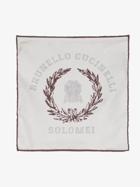 Brunello Cucinelli mascada de seda con logo estampado
