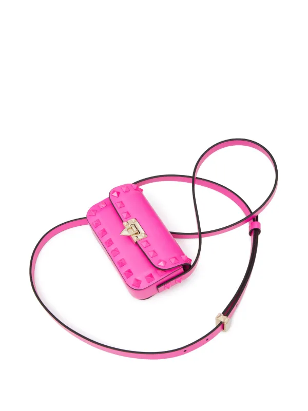 VALENTINOのショルダーバック♪★ ROCKSTUD23 MICRO BAG★ Valentino Garavani Micro Rockstud23 Leather Shoulder Bag