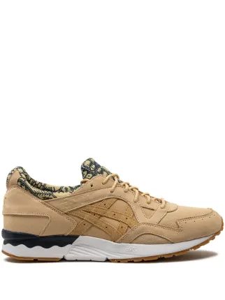 ASICS