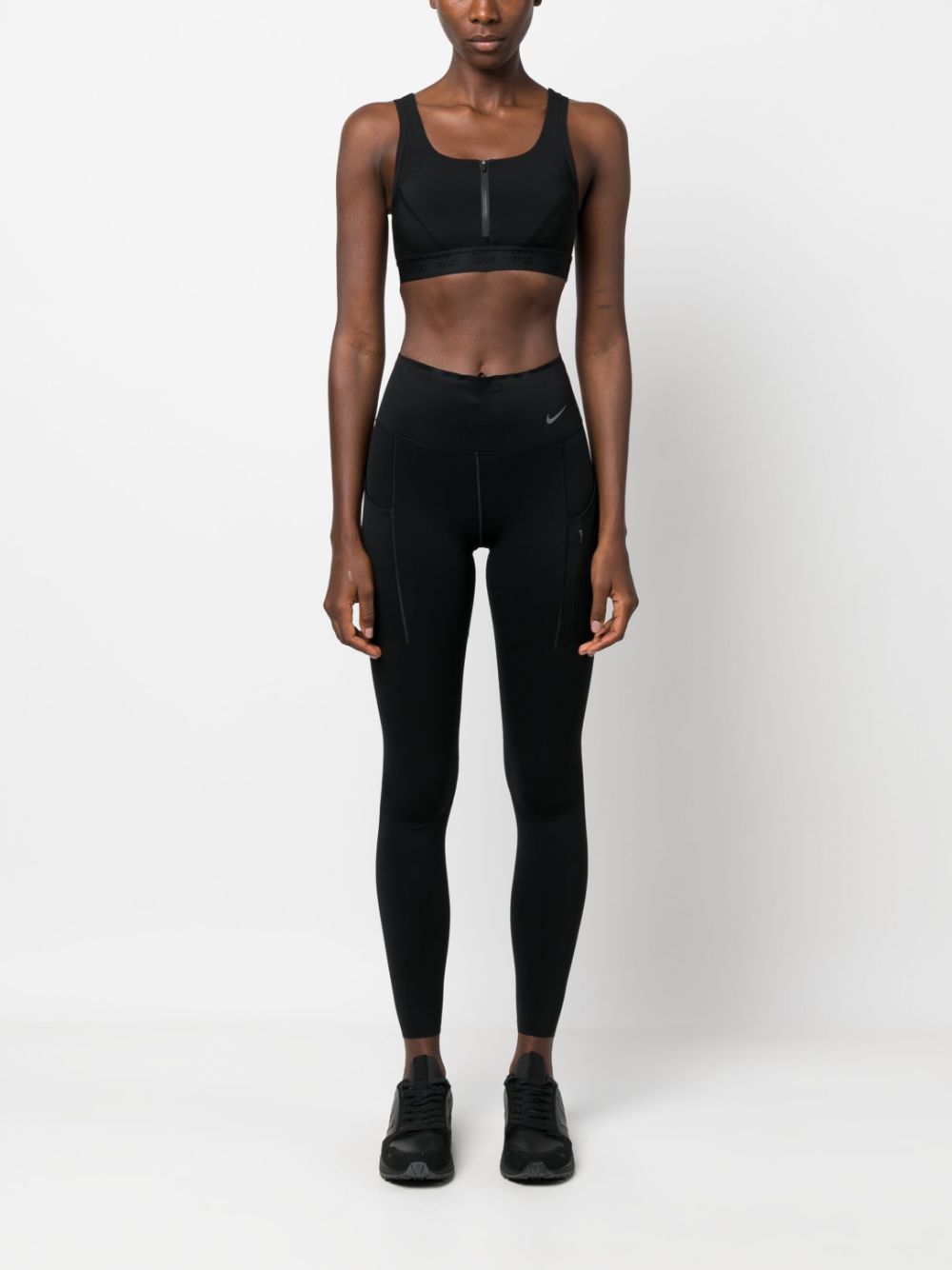 Nike Swoosh logo-detail mid-rise leggings - Zwart