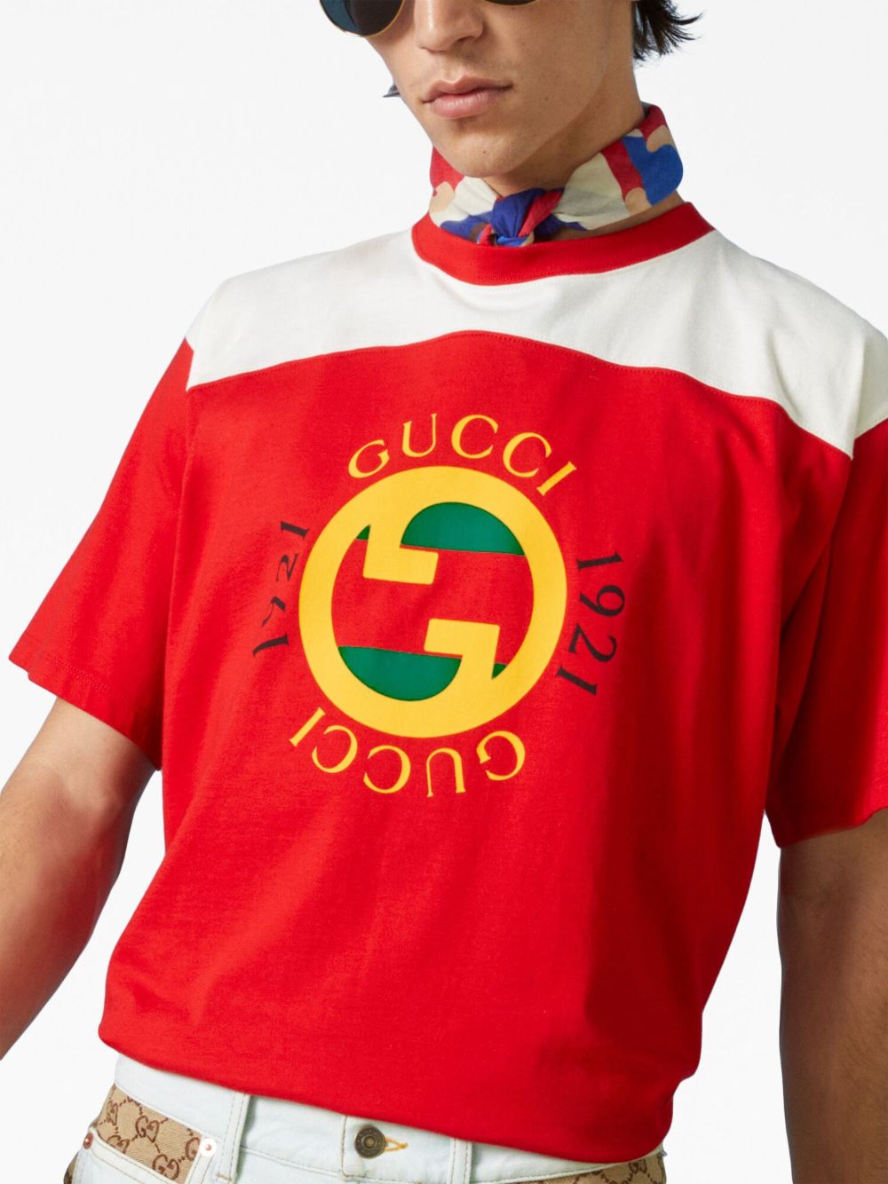 Shop Gucci Interlocking G Logo-print Cotton T-shirt In Red
