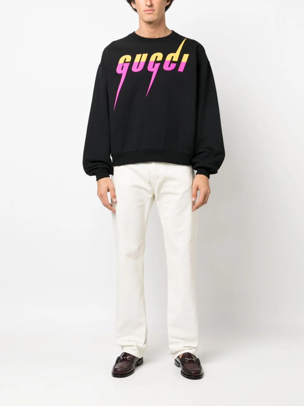 gucci-blade-logo-print-cotton-sweatshirt-farfetch