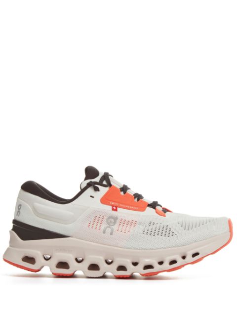 On Running Cloudstratus 3 sneakers Women