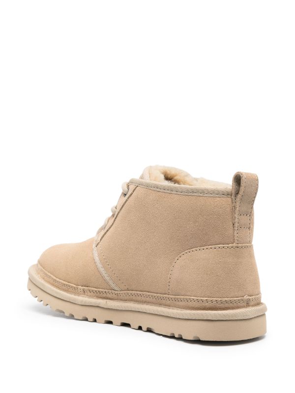 Ugg neumel outlet short boot