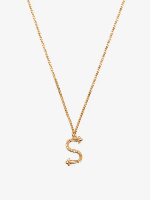 Emanuele Bicocchi collar con dije de letra S