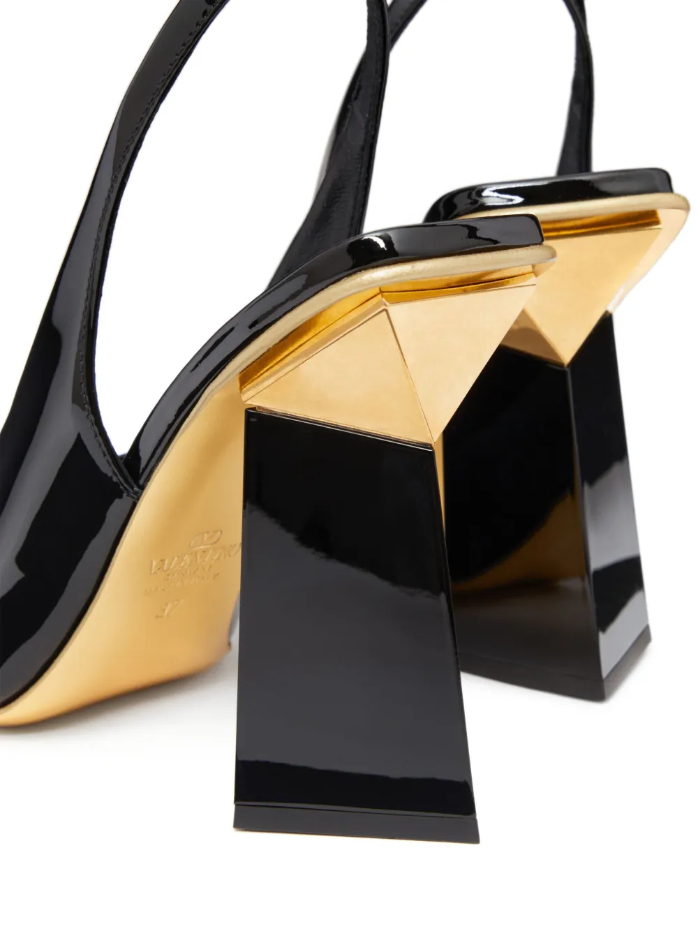 Valentino Garavani 105 mm One Stud Hyper pumps Zwart