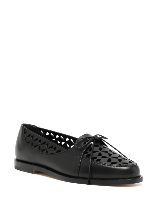 Manolo Blahnik Mario エナメルレザーローファー ビジュー レディース