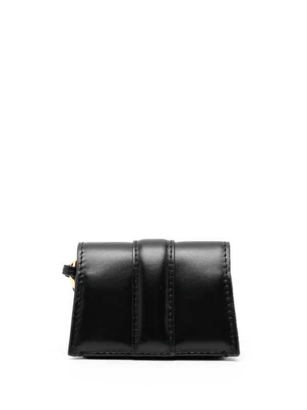 スマホケース・テックアクセサリーその他 JACQUEMUS 'Le porte Bambino' AirPods case Black Jacquemus Le Porte Bambino AirPods Case | Black | FARFETCH GE